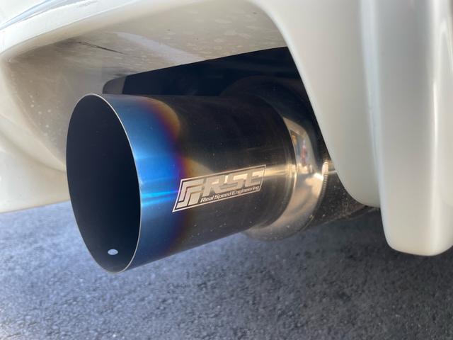 1998 Nissan Skyline 25GT-X Turbo (ER34) — Pearl White - Image 21