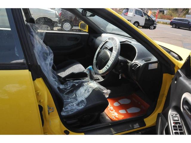 1995 Honda Integra XI-G (DB6) — Yellow - Image 17