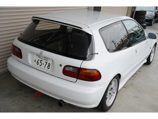 1991 Honda Civic SiR-II (EF9) — White - Image 17