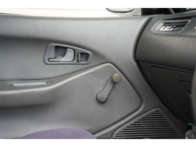 1991 Honda Civic SiR-II (EF9) — White - Image 23