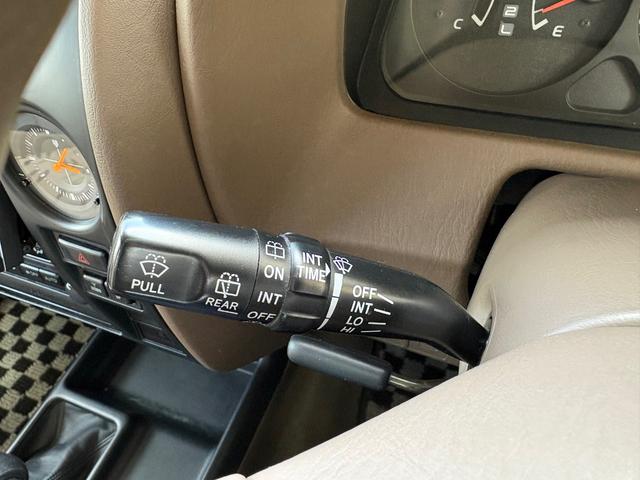 1999 Toyota Land Cruiser Prado TX (RZJ95W) — Pearl White - Image 20