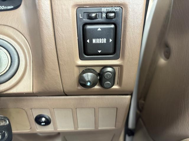 1999 Toyota Land Cruiser Prado TX (RZJ95W) — Pearl White - Image 21