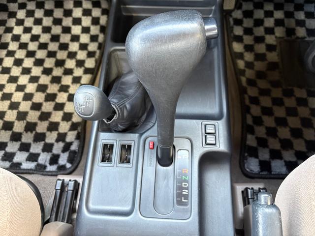 1999 Toyota Land Cruiser Prado TX (RZJ95W) — Pearl White - Image 31