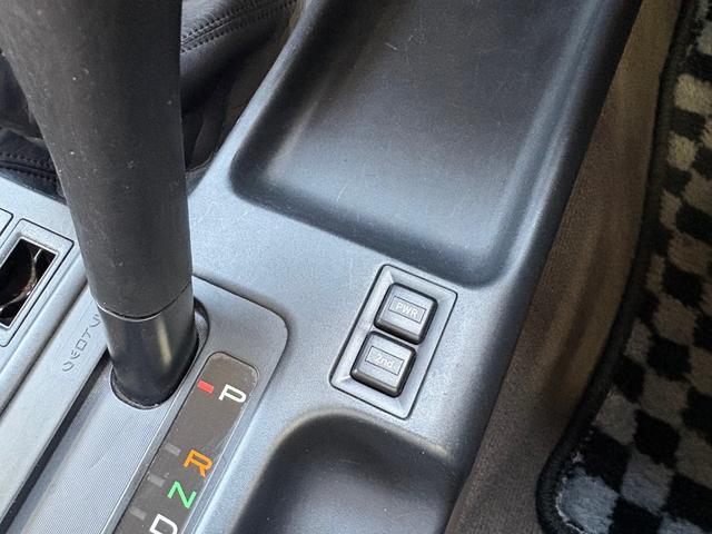 1999 Toyota Land Cruiser Prado TX (RZJ95W) — Pearl White - Image 32