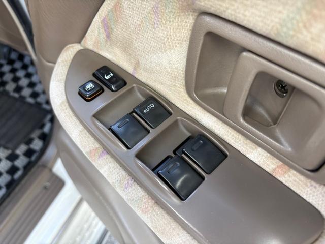 1999 Toyota Land Cruiser Prado TX (RZJ95W) — Pearl White - Image 38