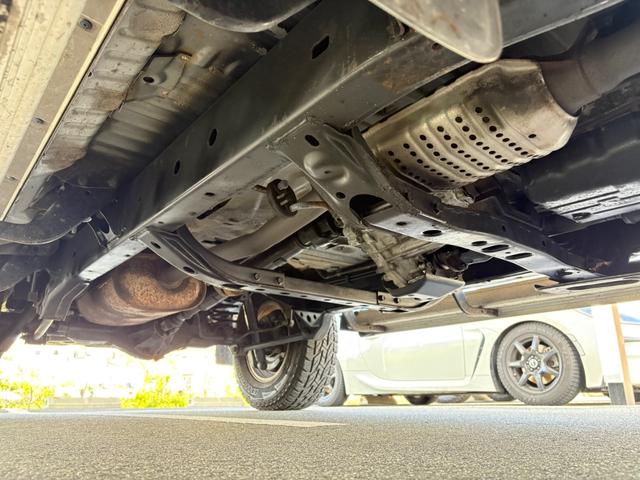1999 Toyota Land Cruiser Prado TX (RZJ95W) — Pearl White - Image 66