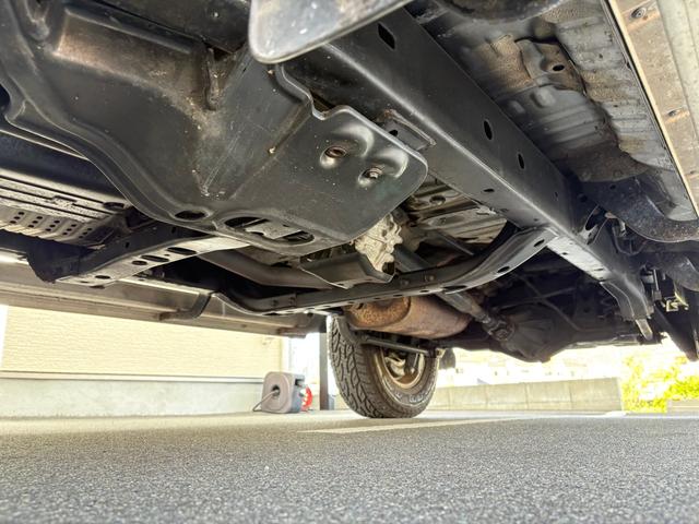 1999 Toyota Land Cruiser Prado TX (RZJ95W) — Pearl White - Image 67
