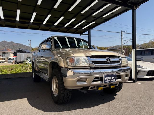 2003 Toyota Hilux Sports Pickup Double Cab (RZN169H) — Gold - Image 3