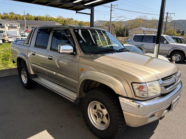 2003 Toyota Hilux Sports Pickup Double Cab (RZN169H) — Gold - Image 4