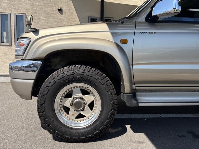 2003 Toyota Hilux Sports Pickup Double Cab (RZN169H) — Gold - Image 9