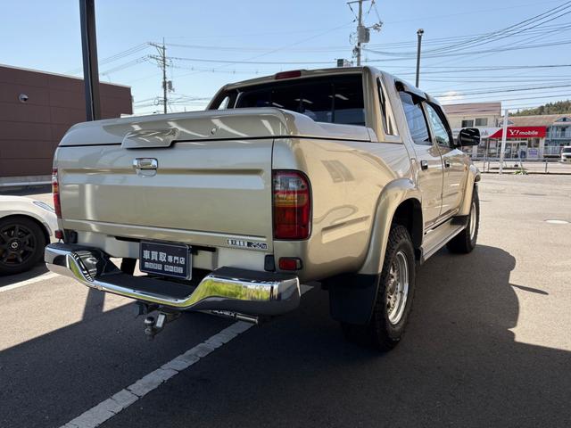2003 Toyota Hilux Sports Pickup Double Cab (RZN169H) — Gold - Image 15
