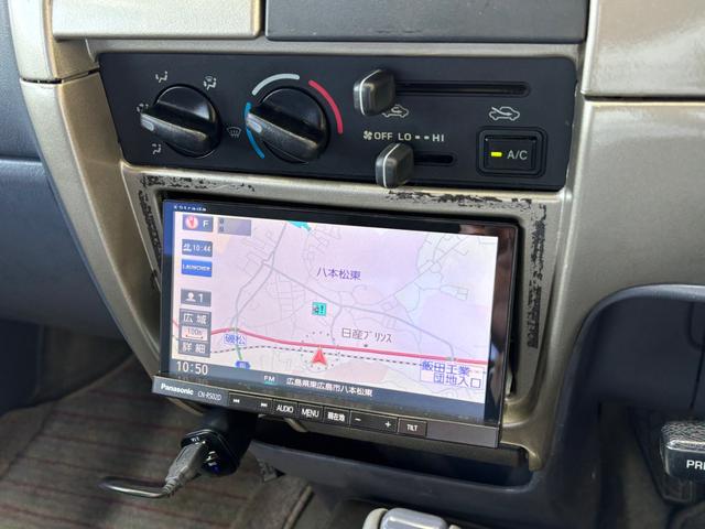 2003 Toyota Hilux Sports Pickup Double Cab (RZN169H) — Gold - Image 25