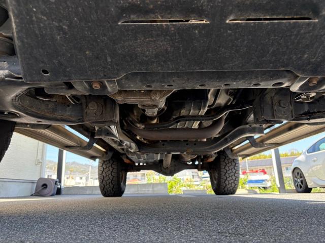 2003 Toyota Hilux Sports Pickup Double Cab (RZN169H) — Gold - Image 68