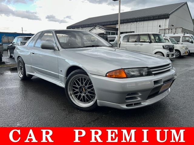 1994 Nissan Skyline GT-R (BNR32) — Silver Metallic - Image 1