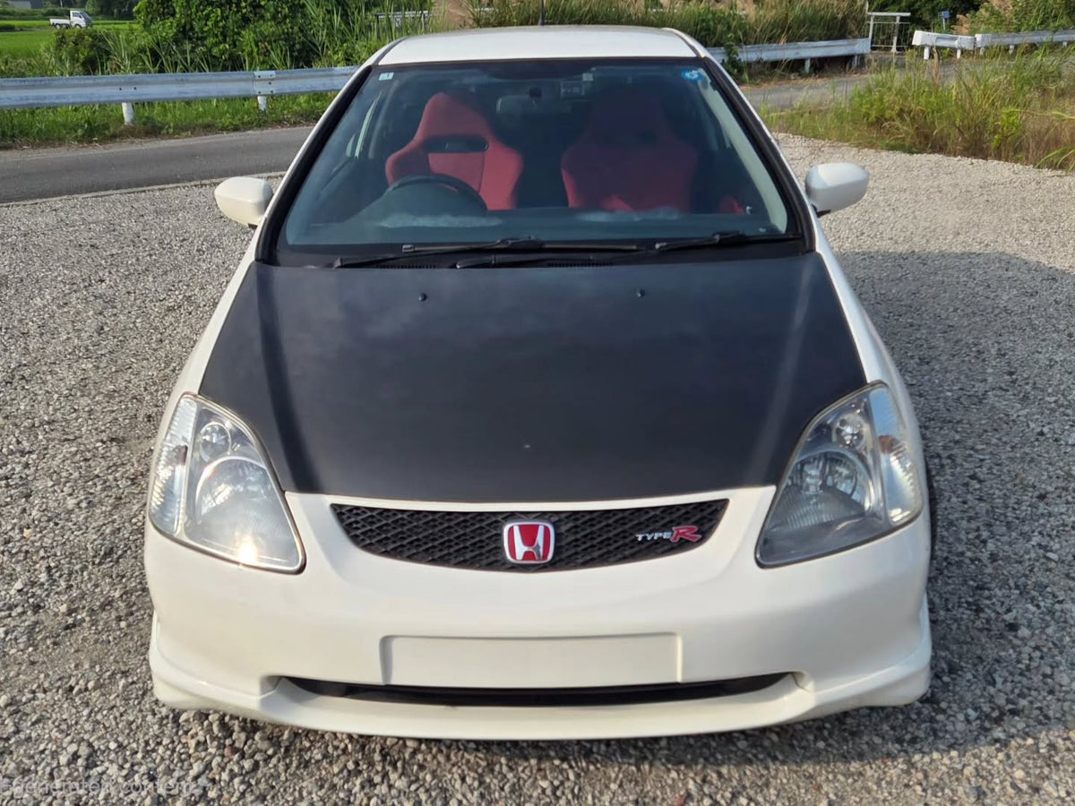 2002 Honda Civic Type R (EP3) — Championship White - Image 5