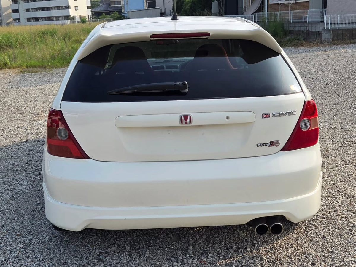 2002 Honda Civic Type R (EP3) — Championship White - Image 6
