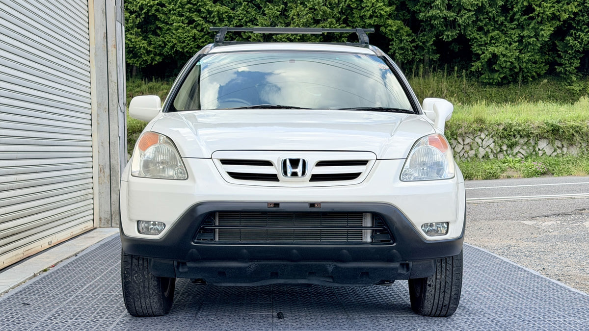2003 Honda CR-V Performer iL (RD5) — White - Image 3