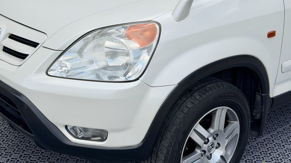 2003 Honda CR-V Performer iL (RD5) — White - Image 12