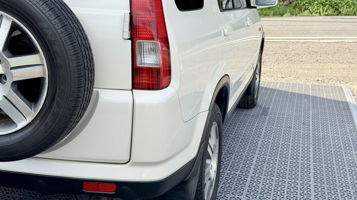 2003 Honda CR-V Performer iL (RD5) — White - Image 15