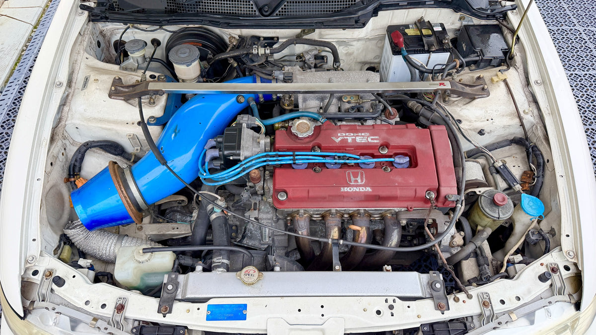1995 Honda Integra Type R (DC2) — Championship White - Image 16