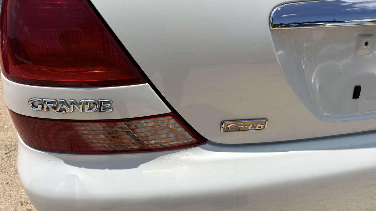2001 Toyota Mark II Grande G-tb (JZX110) — Pearl White - Image 11
